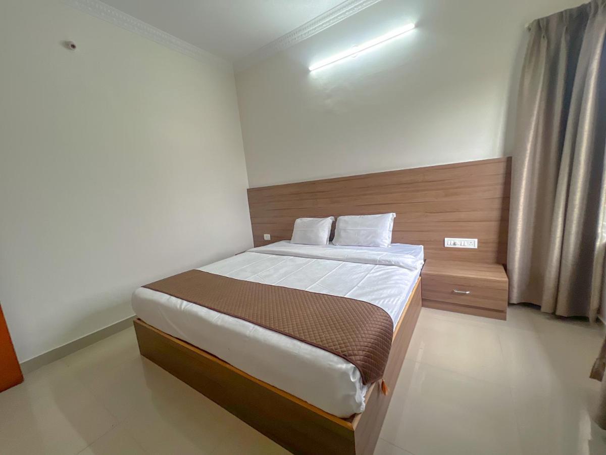 Hotel Elite By Agira Hotels-Free Airport Pickup Or Drop Yelahanka エクステリア 写真