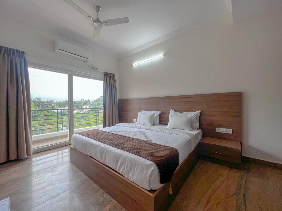 Hotel Elite By Agira Hotels-Free Airport Pickup Or Drop Yelahanka エクステリア 写真