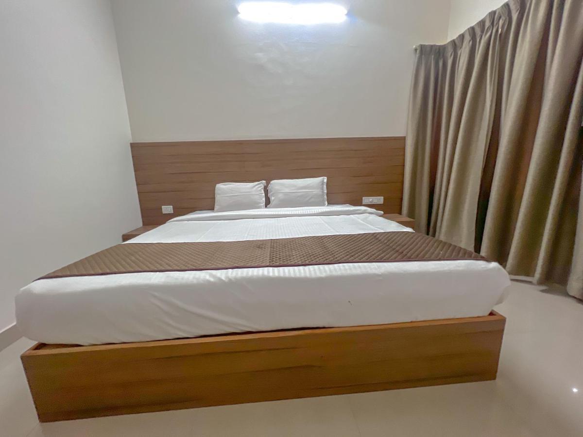 Hotel Elite By Agira Hotels-Free Airport Pickup Or Drop Yelahanka エクステリア 写真
