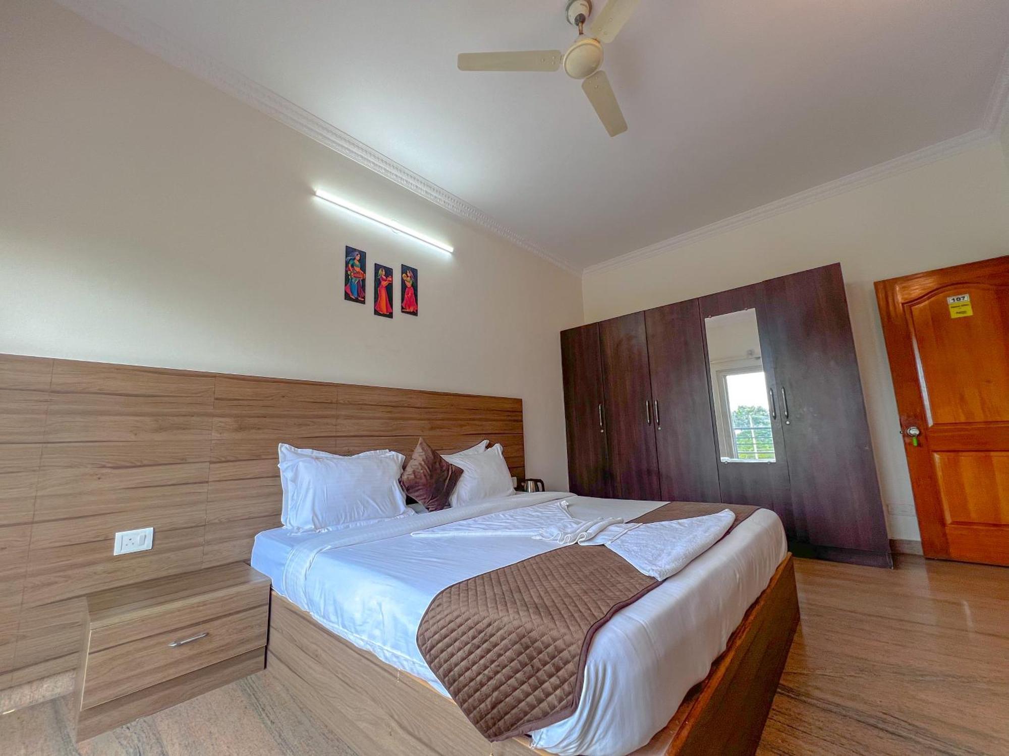 Hotel Elite By Agira Hotels-Free Airport Pickup Or Drop Yelahanka エクステリア 写真