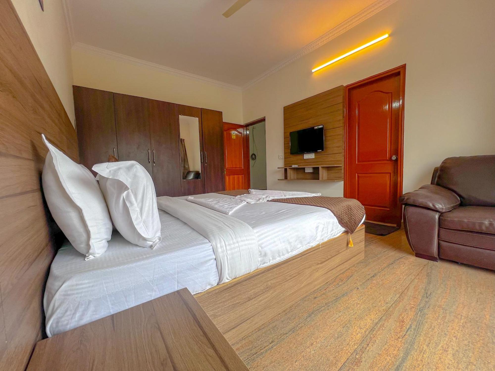Hotel Elite By Agira Hotels-Free Airport Pickup Or Drop Yelahanka エクステリア 写真