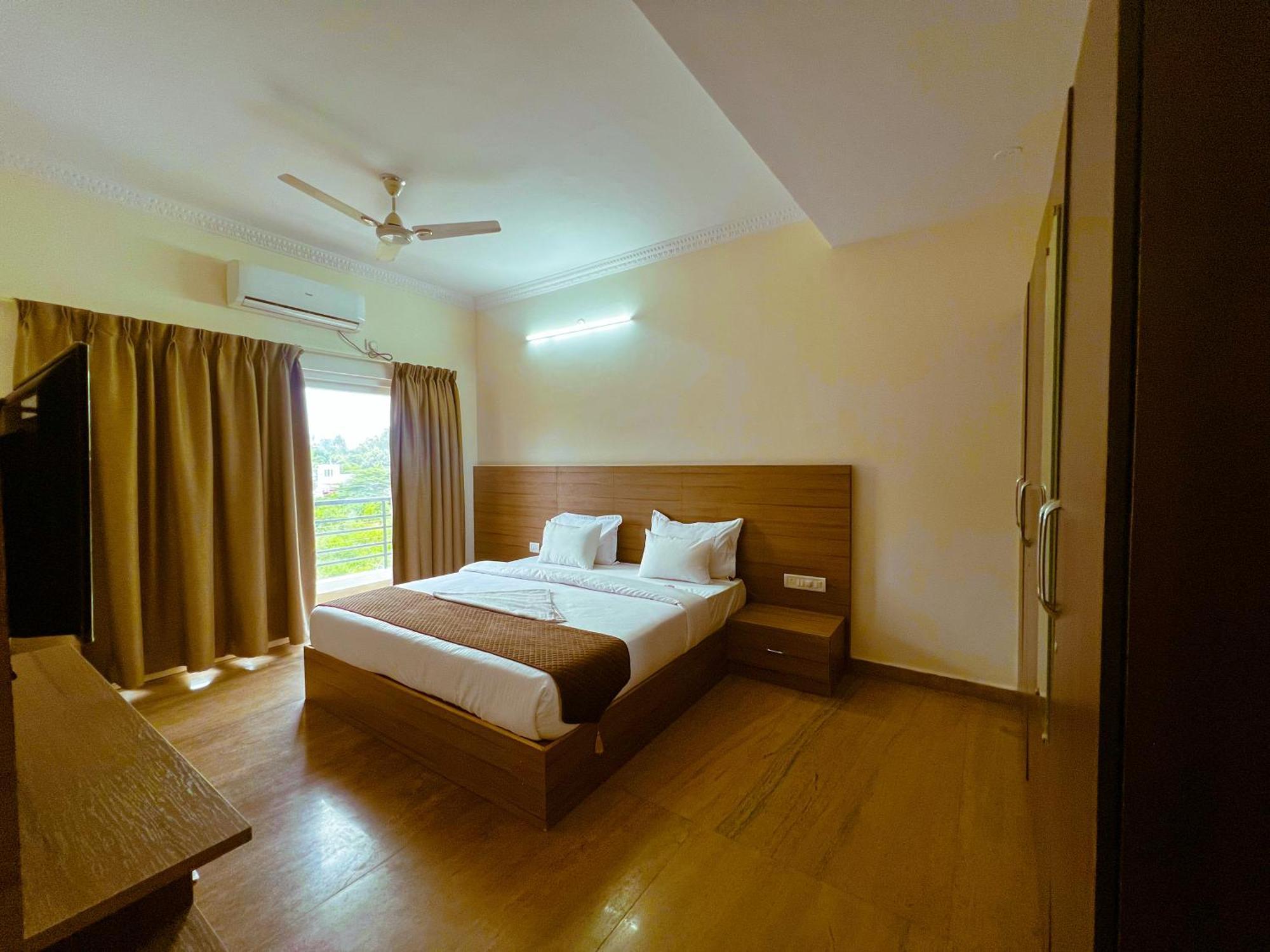 Hotel Elite By Agira Hotels-Free Airport Pickup Or Drop Yelahanka エクステリア 写真